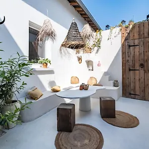 https://villa-maison-chaleureuse-et-spacieuse-a-cote-de-la-foret.lillehotels.org