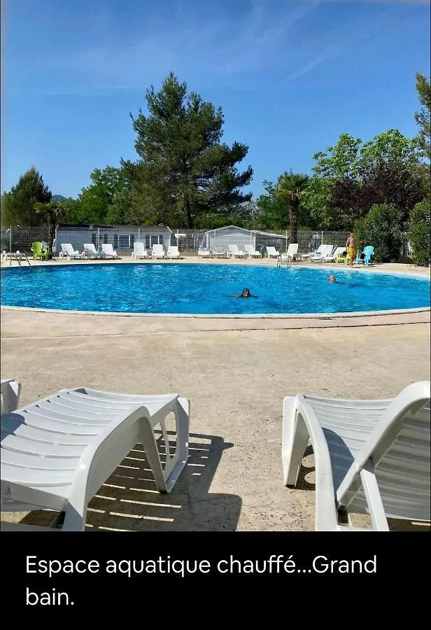 Hotel La Paillote De Claire à La Roque-d'Antheron